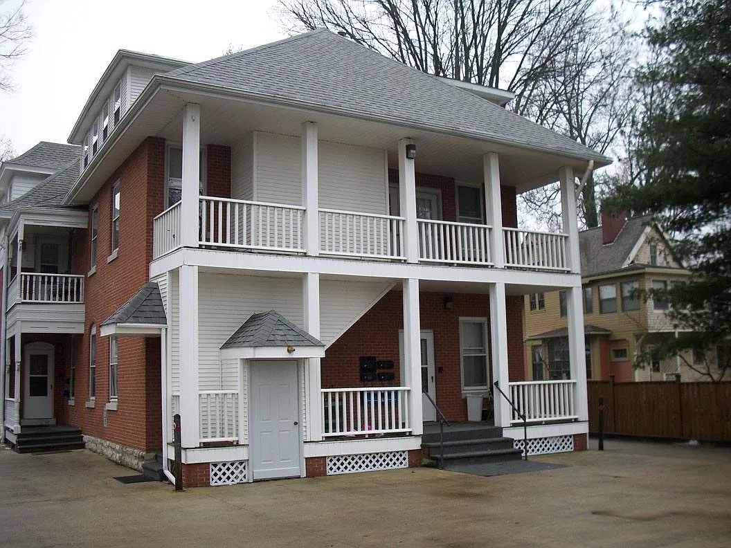 1 bed, 900 sqft, $850 — Photo 3