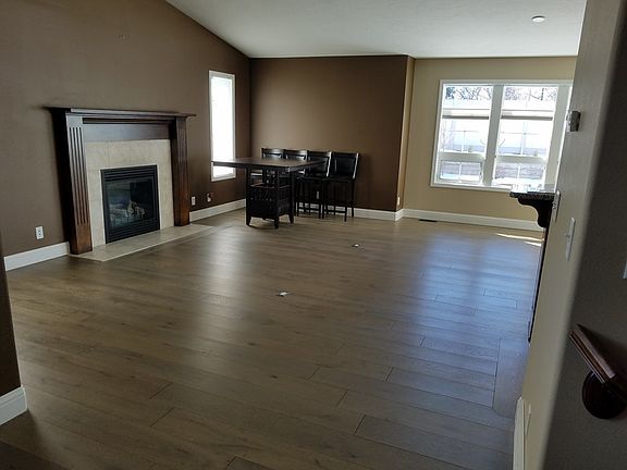 4th image of 3980 Tuscany Dr