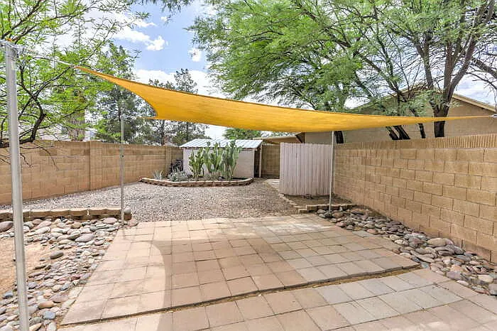 3039 W Calle Levante — Photo 33