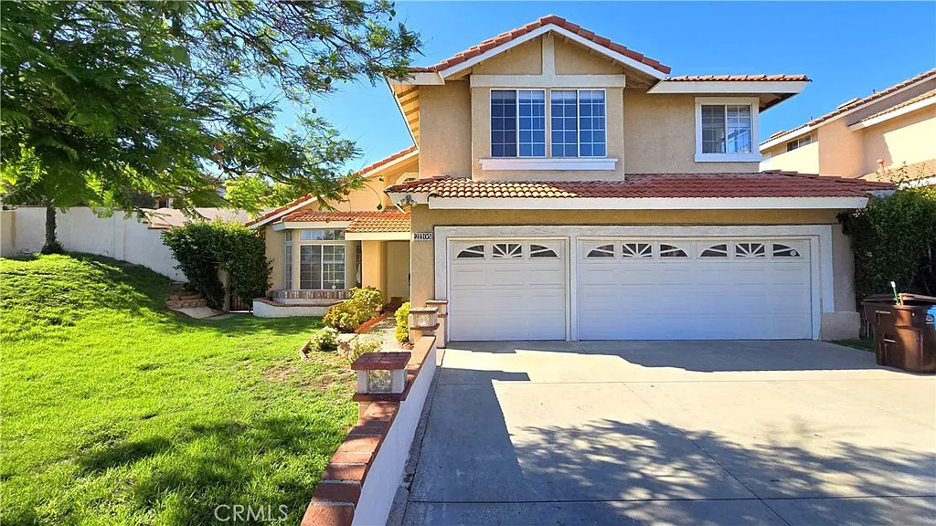 4 bed, 2552 sqft, $4,795 — Photo 1
