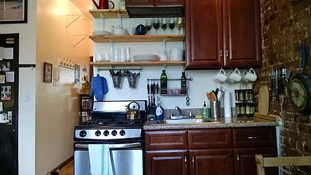 Rented by Rennit Inc.