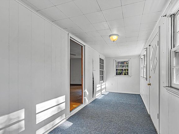 5th image of 1143 Wheatland Rd