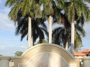8851 Colonnades Ct W APT 135, Bonita Springs, FL 34135