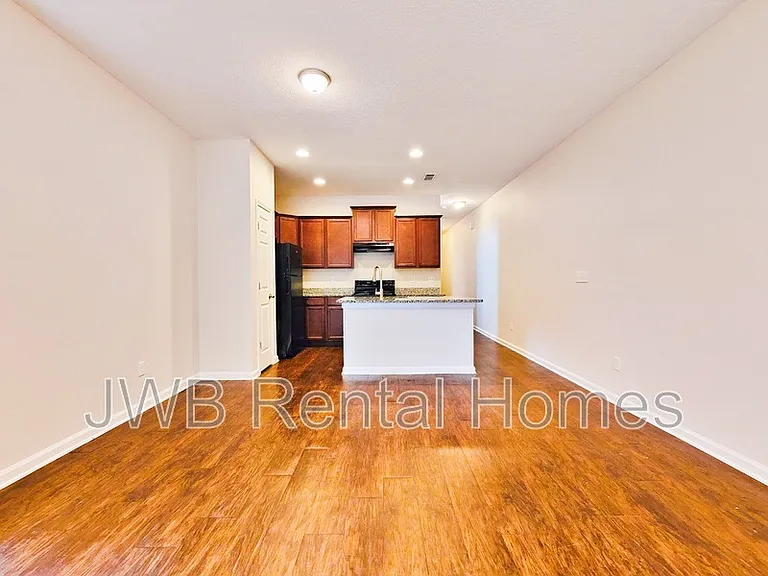 3313 Post St — Photo 4