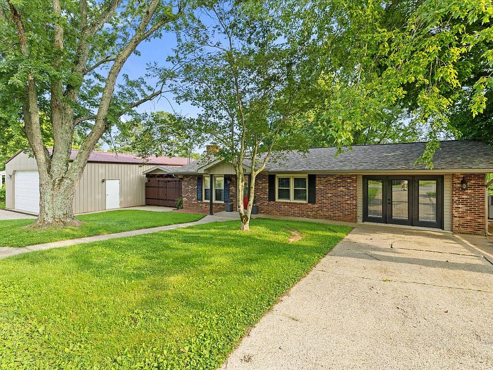 1st image of 215 Spring Grove Blvd