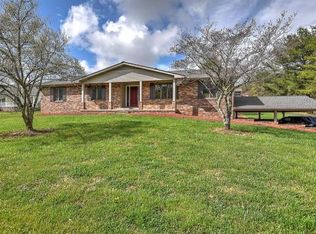 230 Old Mill Rd, Kingsport, TN 37617