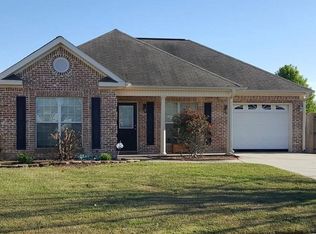 512 Covington Cv, Byron, GA 31008