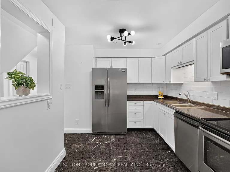 14 Mullis Cres — Photo 13