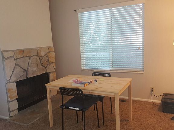 5th image of 2105 E Donegal Cir