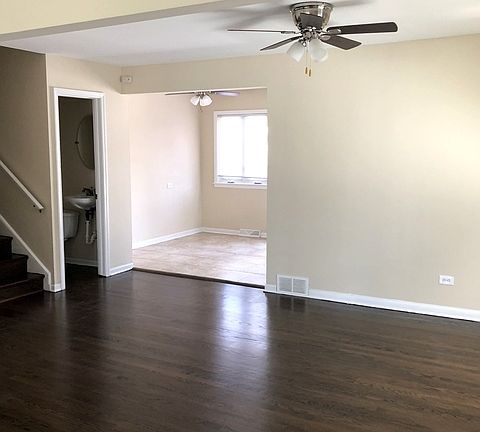 5th image of 9837 S Tulley Ave
