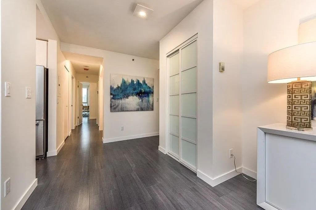 2 bed, 1220 sqft, $5,000 — Photo 4