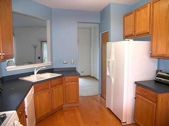 5th image of 644 W Kristina Ln