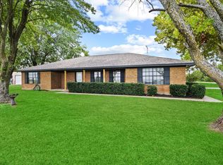1121 Bones Chapel Rd, Whitesboro, TX 76273