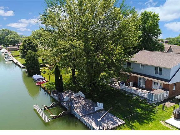5th image of 38078 Lakeville St