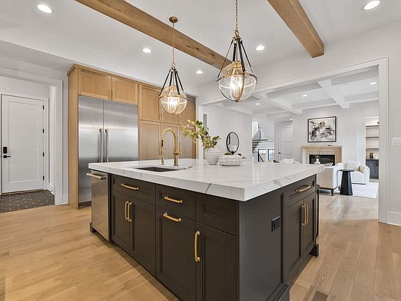 Sink, storage, and sightlines - one island does it all