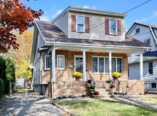 363 Diamond Bridge Ave, Hawthorne, NJ 07506