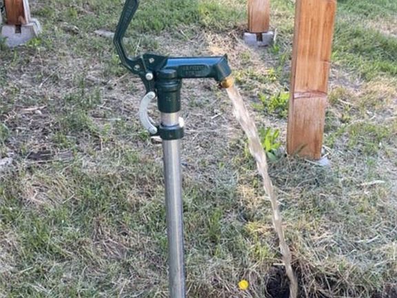 3rd image of 1720 Coon Hollow Rd