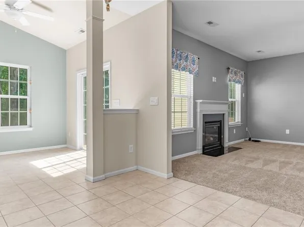 705 Creekwood Dr, Chesapeake, VA 23323
