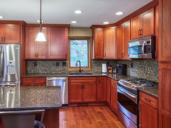 4th image of 14617 Carriage Ln
