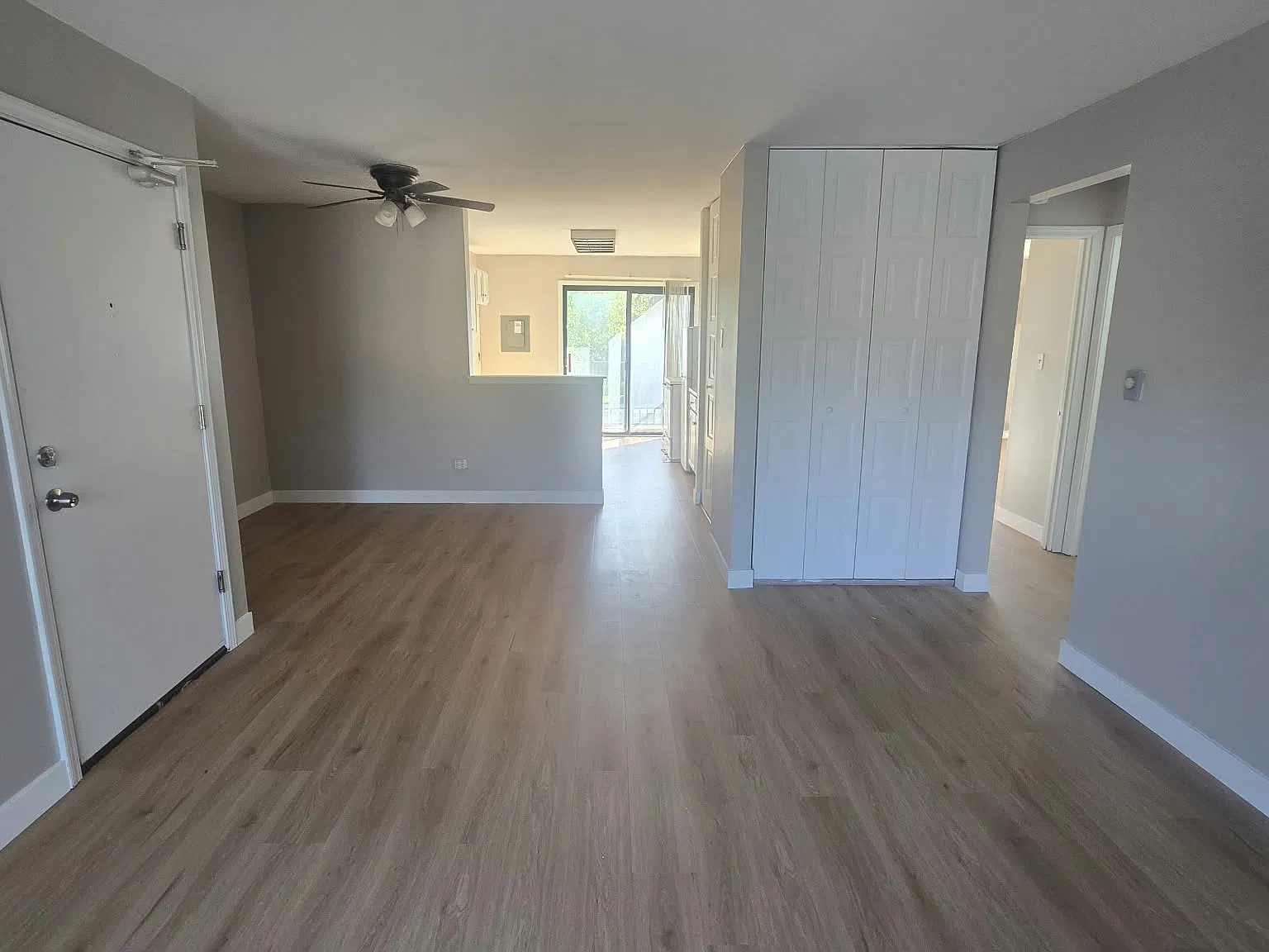 2 bed, 900 sqft, $1,850 — Photo 1