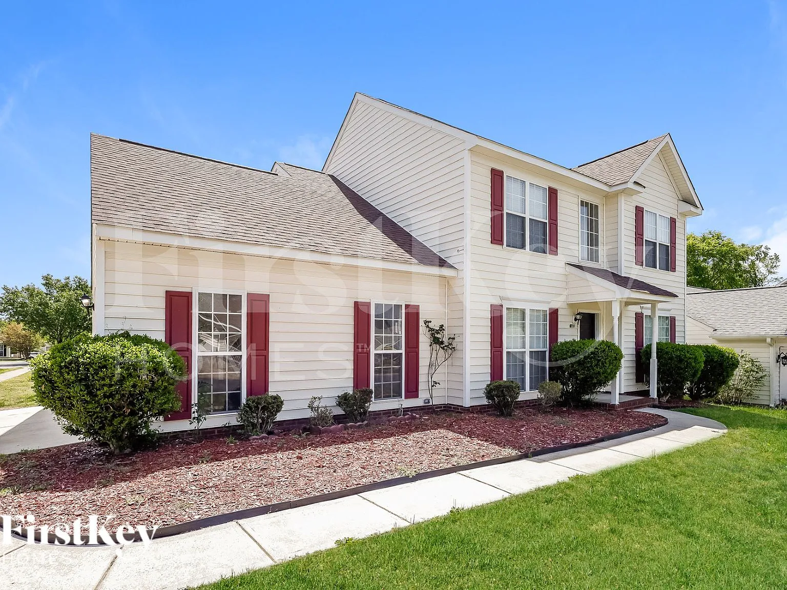 3 bed, 2.5 bath, 1728 sqft, $2,415 — Photo 2