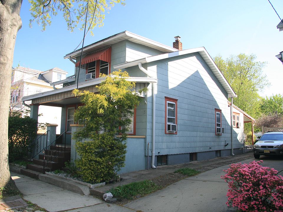 Street side view with porch 