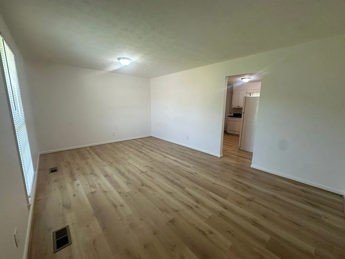 Warrior Apartments — Photo 2