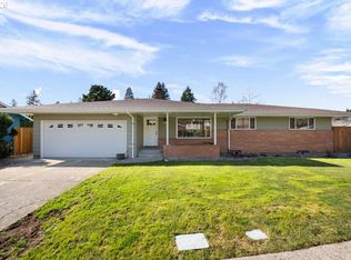 327 NE 169th Ave, Portland, OR