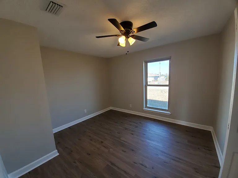 211 Sukoshi Dr — Photo 14