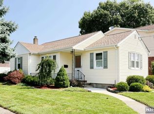 83 16th Ave, Elmwood Park, NJ 07407
