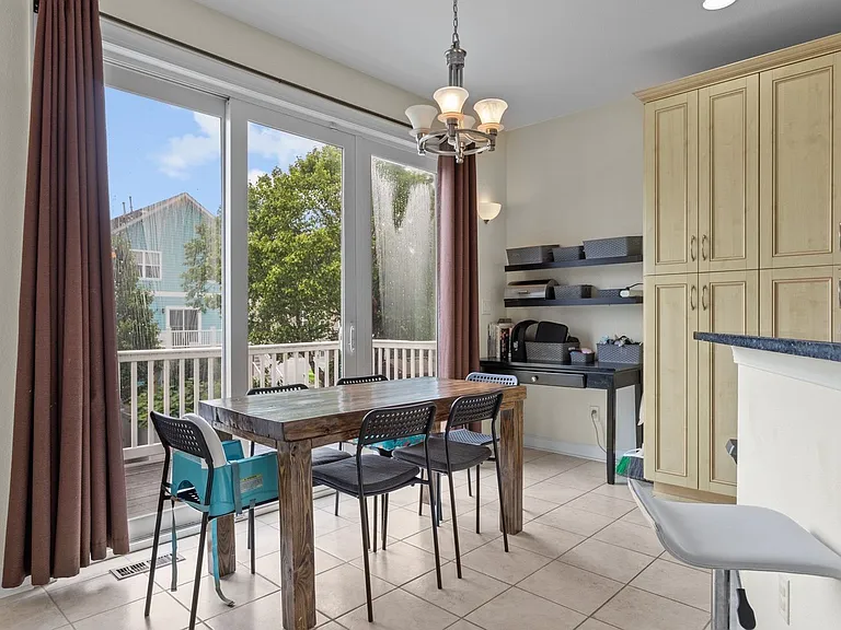 9620 Dolphin Run — Photo 13
