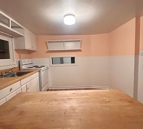 2nd image of 28 Stetson Ave Floor 2