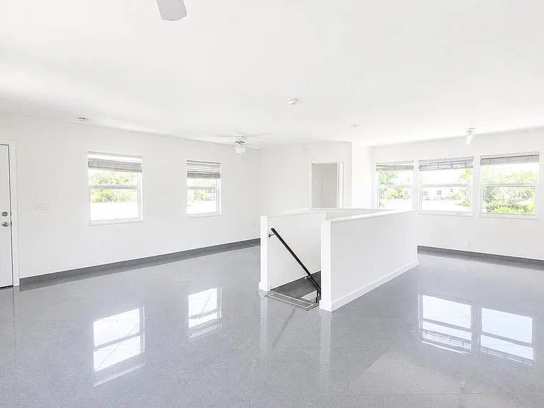 3709 S Olive Ave #301 — Photo 10