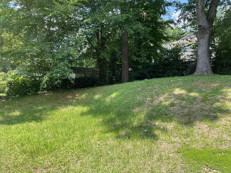 1263 Bramble Rd — Photo 17