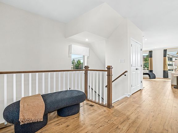 5th image of 6247 Folly Ln