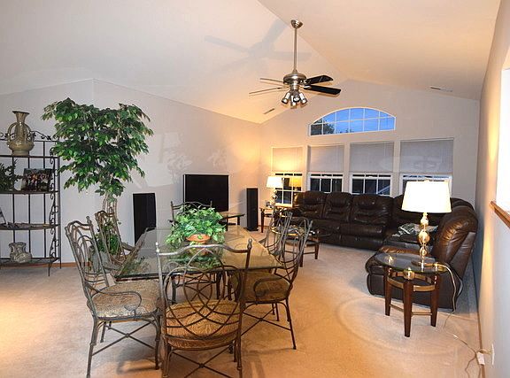 4th image of 4712 Riverwalk Dr #4712