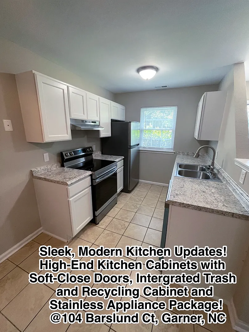 Single Level 2 bedroom 2 full bath brick townhome in Garner $1395/mo. — Photo 1