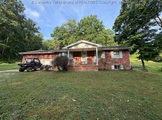 28426 Kanawha Valley Rd, Southside, WV 25187