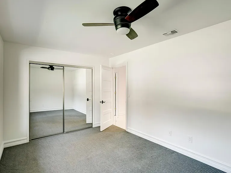 1710 Country Club Dr — Photo 29