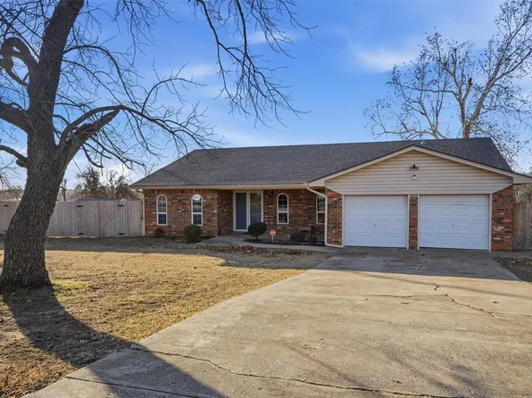 55 Meadow Ln, Choctaw, OK 73020