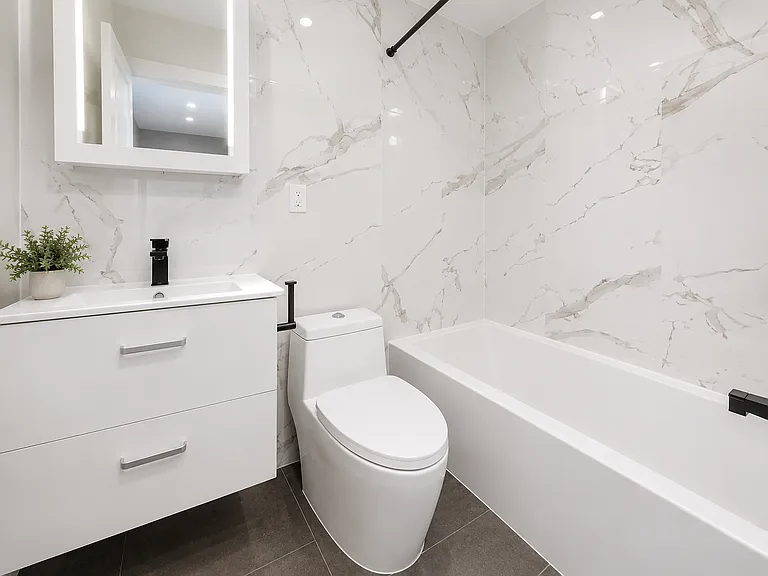 22 Starr St #4B — Photo 7
