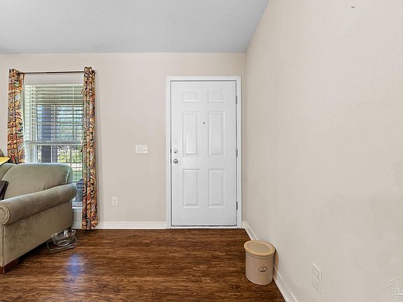 5th image of 5490 Bellview Ave