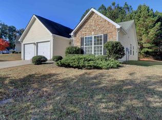 4922 Larkspur Ln, College Park, GA 30349