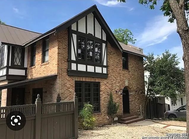1st image of 162 Davis Ct #A