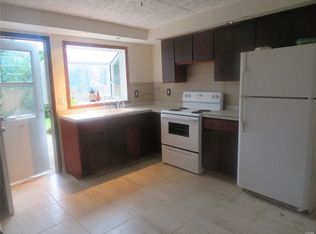 306 Weymouth St, Dix Hills, NY 11746