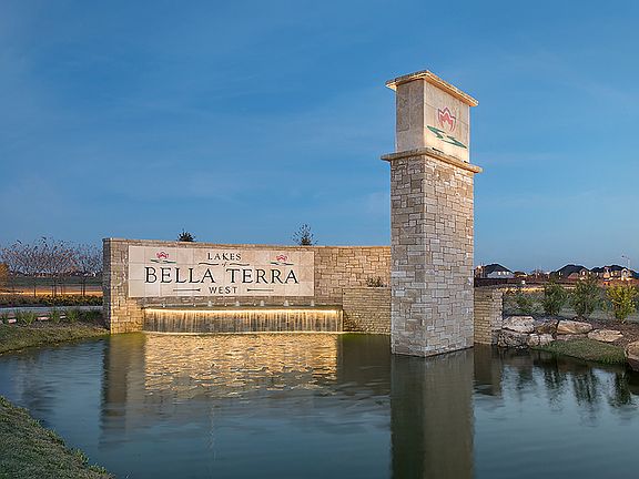 2nd image of 11910 Citta Bella Ct