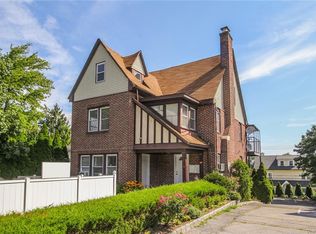 45 Hemingway Ave APT 3, New Rochelle, NY 10801