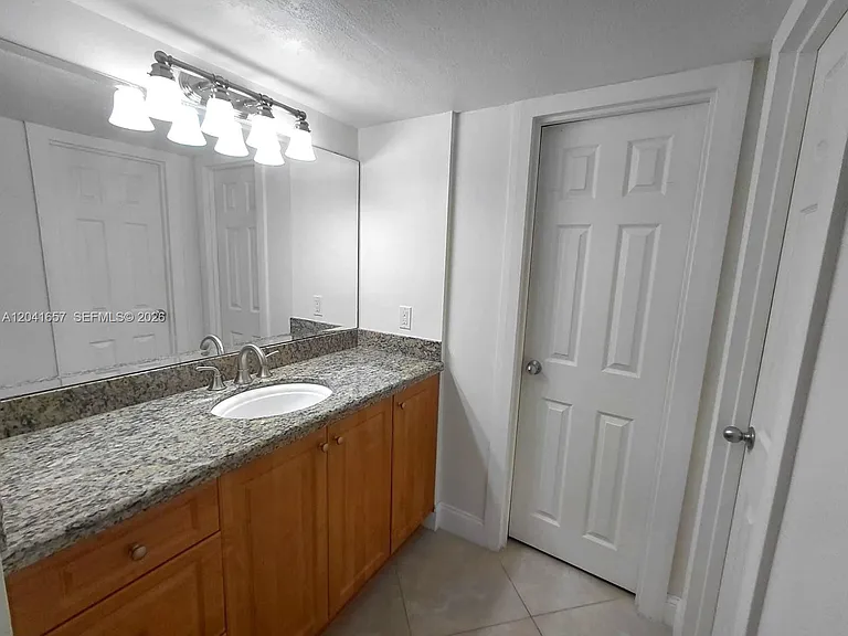 5701 Collins Ave #619 — Photo 18