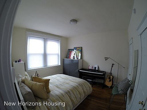 4th image of 4045 Baltimore Ave