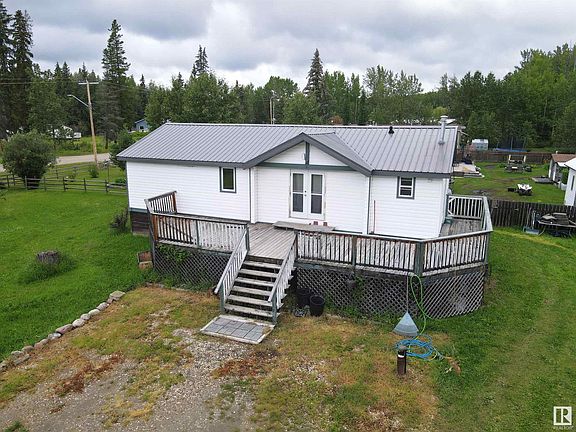 5th image of 4809 50th St